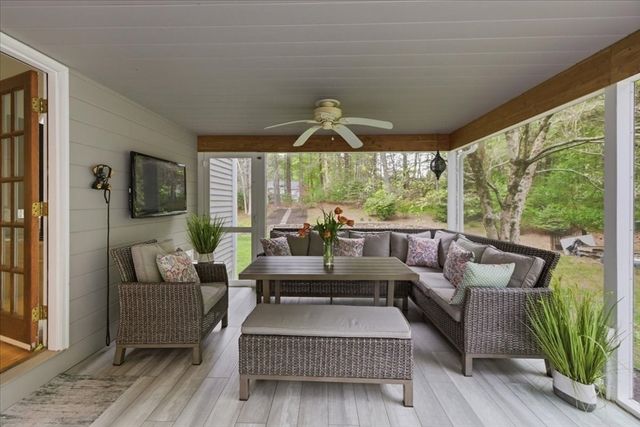46 King St, Norfolk, MA 02056