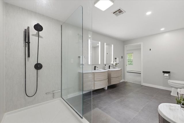 46 King St, Norfolk, MA 02056