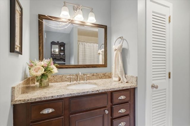 46 King St, Norfolk, MA 02056