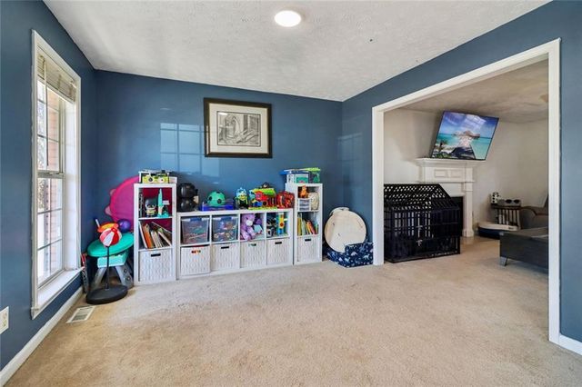 3382 Summit Glen Drive, Loganville, GA 30052