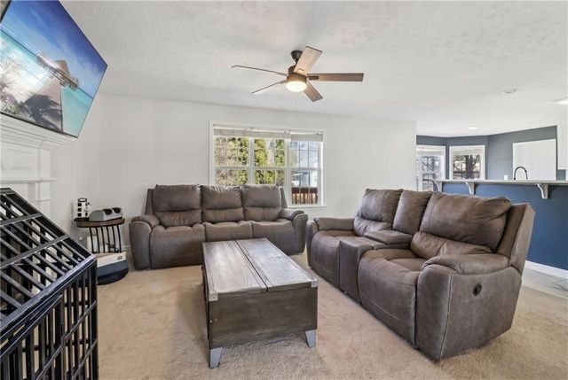 3382 Summit Glen Drive, Loganville, GA 30052