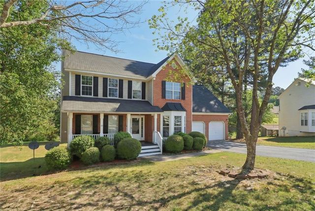 3382 Summit Glen Drive, Loganville, GA 30052