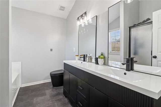 3382 Summit Glen Drive, Loganville, GA 30052