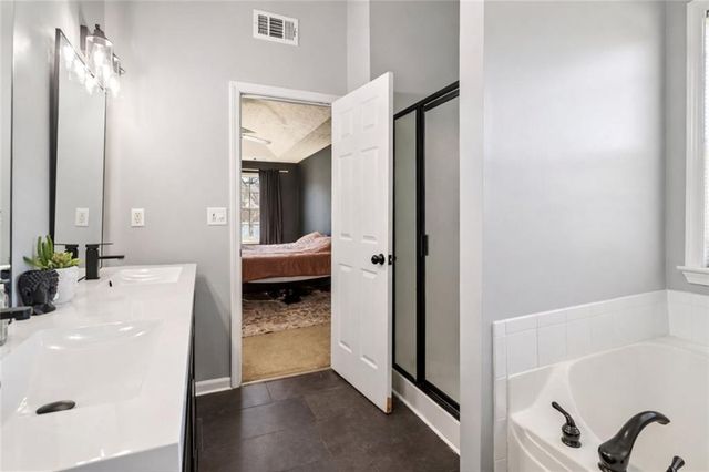 3382 Summit Glen Drive, Loganville, GA 30052