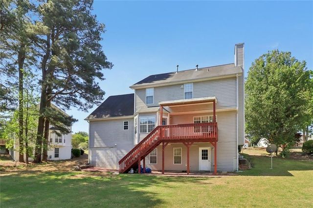 3382 Summit Glen Drive, Loganville, GA 30052