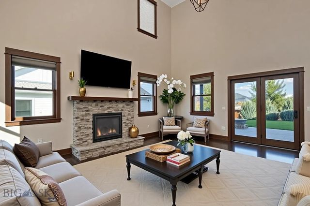 1502 Ryun Sun Way, Bozeman, MT 59718