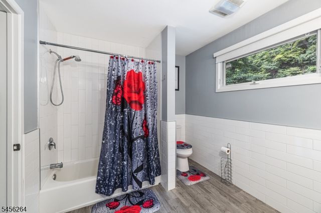 42 W Shore Dr, Vernon Twp., NJ 07462