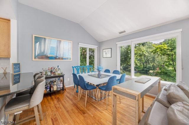 42 W Shore Dr, Vernon Twp., NJ 07462