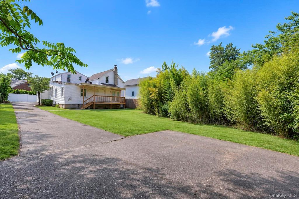 458-460 N Corona Avenue, Valley Stream, NY 11580 — photo 4
