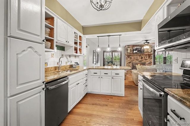 107 Michelle Drive, Romeo, MI 48065