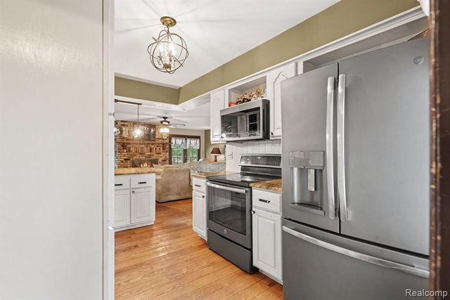 107 Michelle Drive, Romeo, MI 48065