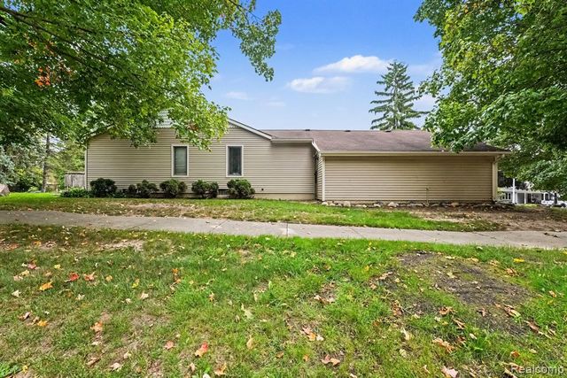 107 Michelle Drive, Romeo, MI 48065
