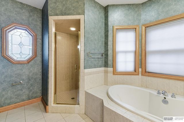 10669 Oak Park Lane, Blair, NE 68008