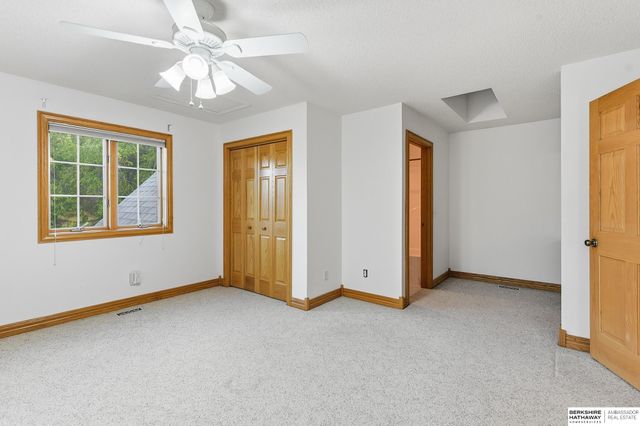 10669 Oak Park Lane, Blair, NE 68008