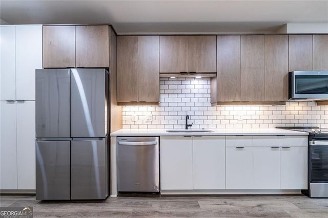 108 Park Place 110, Decatur, GA 30030