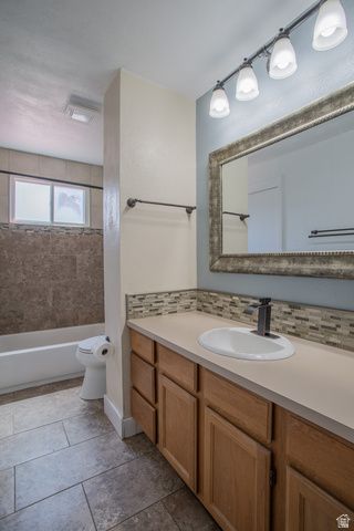 3305 W PAULA ANN ST, Taylorsville, UT 84129