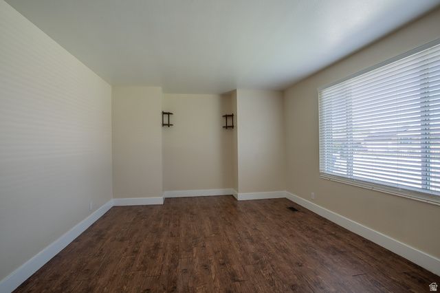 3305 W PAULA ANN ST, Taylorsville, UT 84129