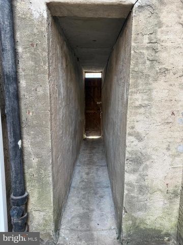 2729 E CAMBRIA ST, Philadelphia, PA 19134