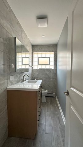 5404 N Central Avenue 2, Chicago, IL 60630
