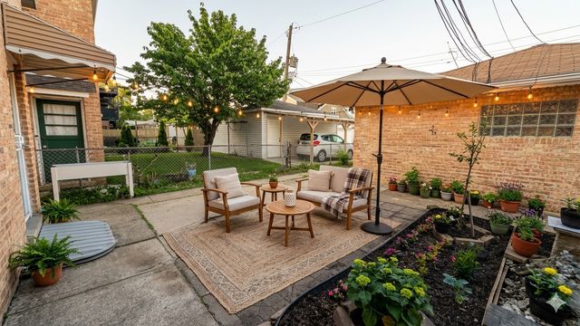 5404 N Central Avenue 2, Chicago, IL 60630