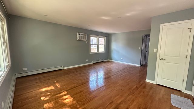 5404 N Central Avenue 2, Chicago, IL 60630