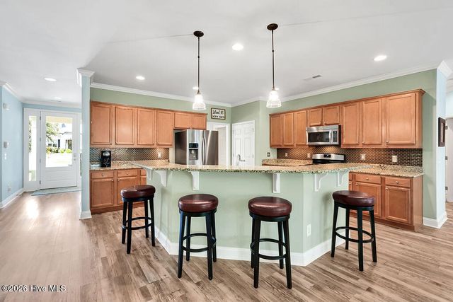 2017 Forest View Circle, Leland, NC 28451