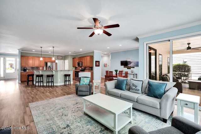 2017 Forest View Circle, Leland, NC 28451