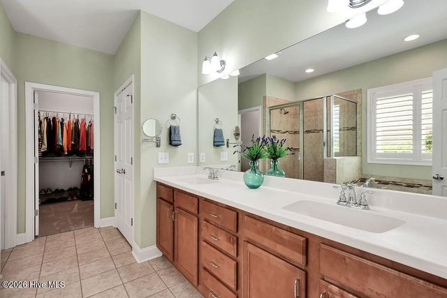 2017 Forest View Circle, Leland, NC 28451