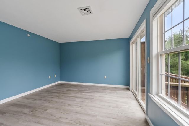 9 Green Briar Rd 9, Fitchburg, MA 01420