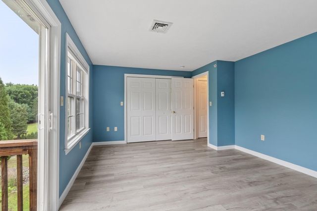 9 Green Briar Rd 9, Fitchburg, MA 01420