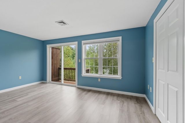 9 Green Briar Rd 9, Fitchburg, MA 01420