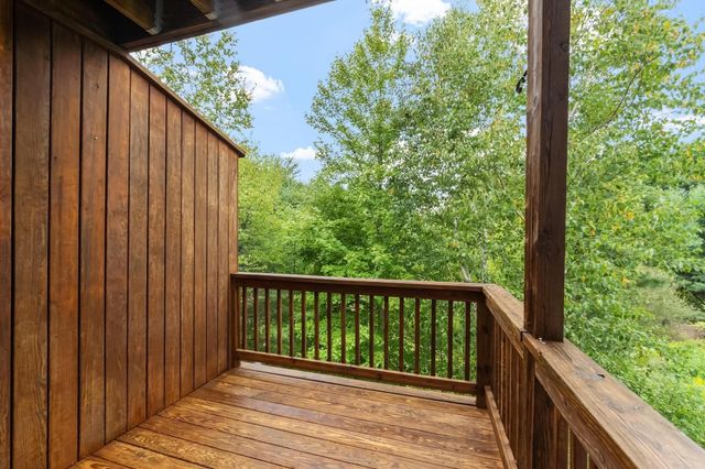 9 Green Briar Rd 9, Fitchburg, MA 01420