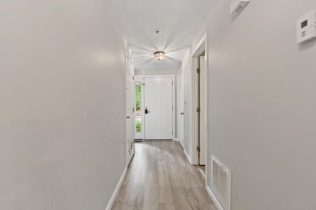 9 Green Briar Rd 9, Fitchburg, MA 01420