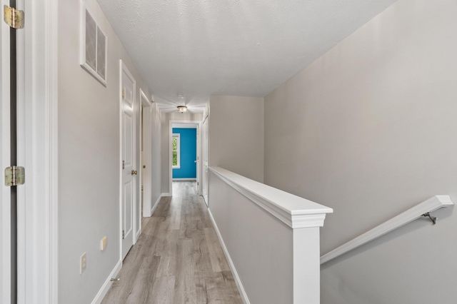 9 Green Briar Rd 9, Fitchburg, MA 01420