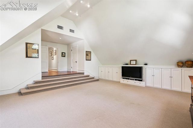 9 Broadmoor Avenue, Colorado Springs, CO 80906