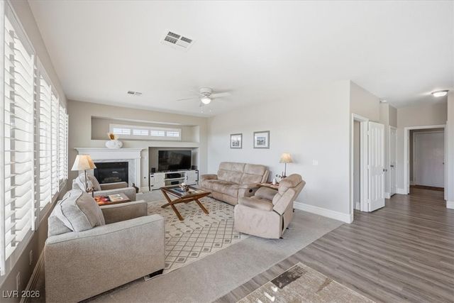 6845 Cedar Basin Avenue, Las Vegas, NV 89142