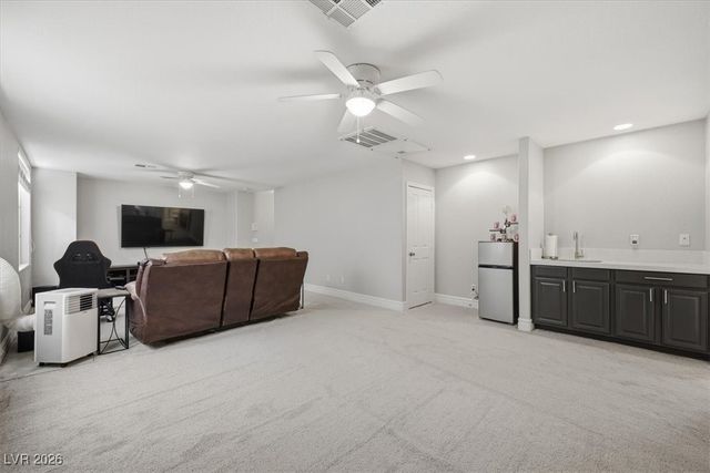 6845 Cedar Basin Avenue, Las Vegas, NV 89142
