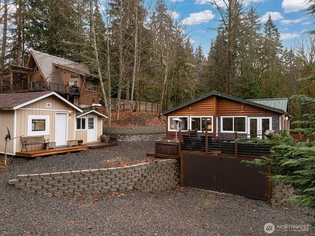 11027 Shuksan Rim Drive, Deming, WA 98244