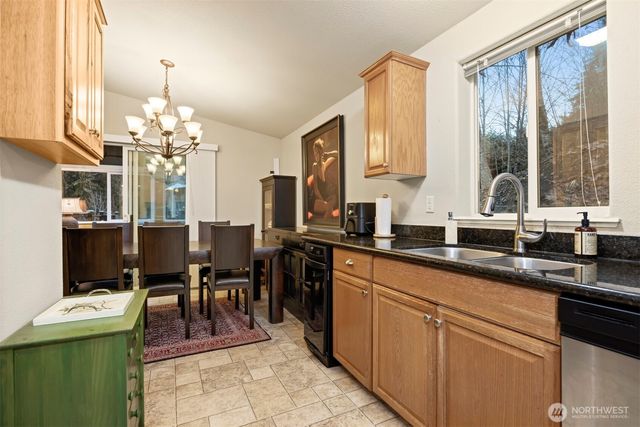 11027 Shuksan Rim Drive, Deming, WA 98244