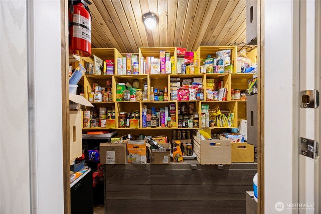 11027 Shuksan Rim Drive, Deming, WA 98244