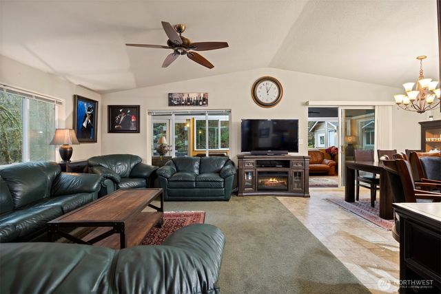 11027 Shuksan Rim Drive, Deming, WA 98244