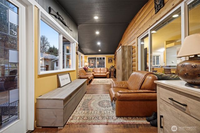 11027 Shuksan Rim Drive, Deming, WA 98244