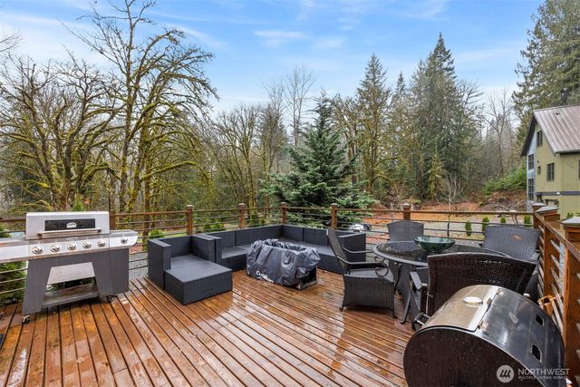 11027 Shuksan Rim Drive, Deming, WA 98244