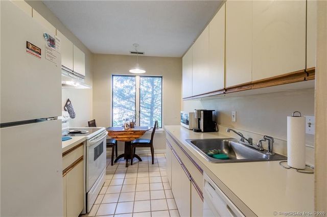 500 Prospect Street APT 1F, New Haven, CT 06511
