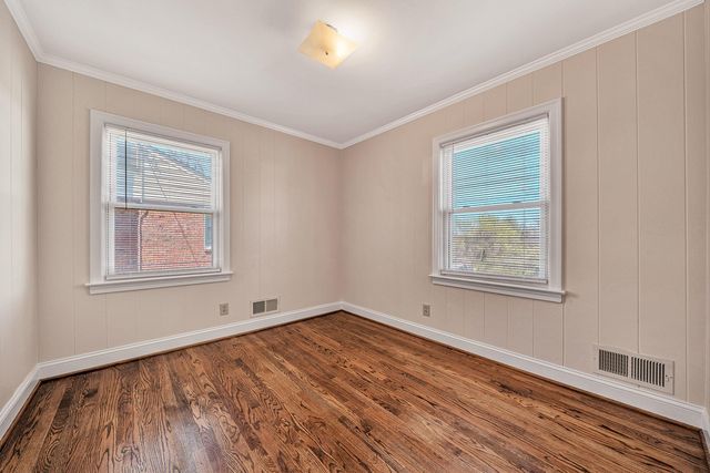 1013 Gardens RD, Roanoke, VA 24014