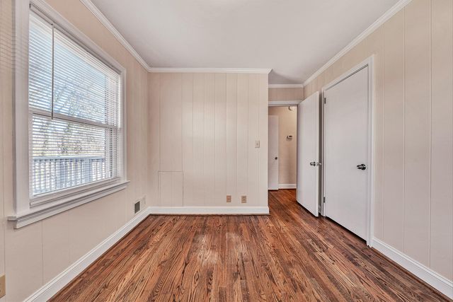 1013 Gardens RD, Roanoke, VA 24014