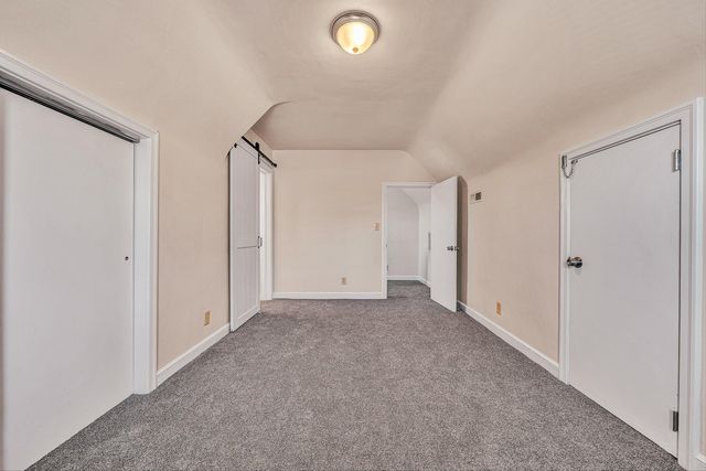 1013 Gardens RD, Roanoke, VA 24014