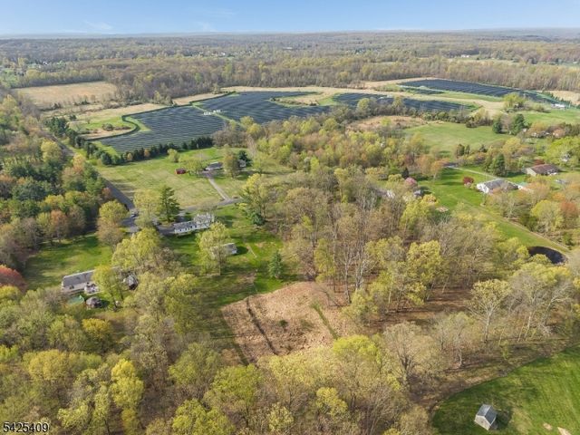 115 Barbertown Point Breeze, Kingwood Twp., NJ 08825