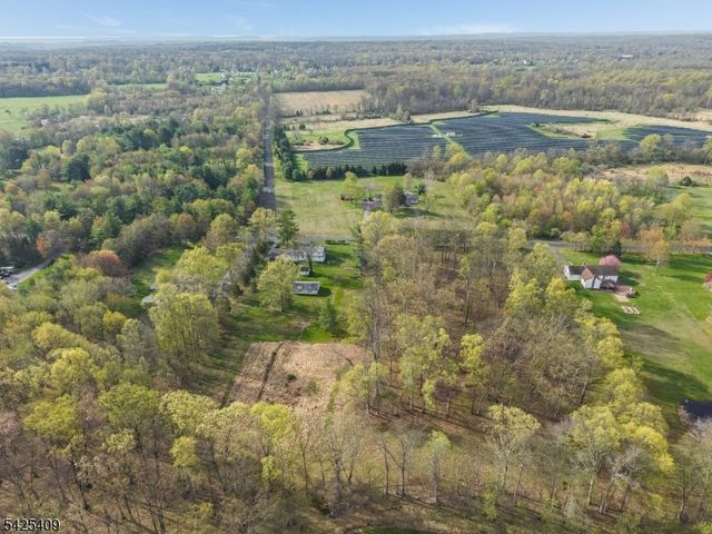 115 Barbertown Point Breeze, Kingwood Twp., NJ 08825