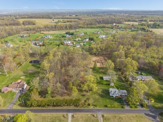 115 Barbertown Point Breeze, Kingwood Twp., NJ 08825